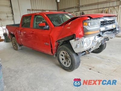 Czwarte zdjęcie samochodu z boku: 2016 CHEVROLET SILVERADO C1500 LT VIN:3GCPCREC7GG297075 - miniatura