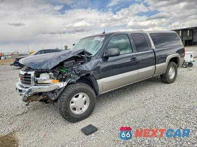 2003 GMC NEW SIERRA K1500 2GTEK19T931305878 - główne zdjęcie licytacji z USA - miniatura