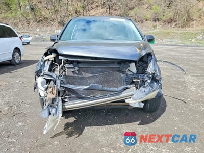 Piąte zdjęcie samochodu w środku: 2011 HONDA CR-V SE VIN:5J6RE4H48BL060370 - miniatura