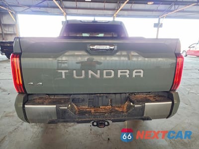 Zdjęcie 6 z 13 samochodu: 2024 TOYOTA TUNDRA CREWMAX LIMITED VIN:5TFJA5DB2RX209089 - miniatura