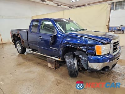 Czwarte zdjęcie samochodu z boku: 2009 GMC SIERRA K1500 SLE VIN:1GTEK29059Z160205 - miniatura
