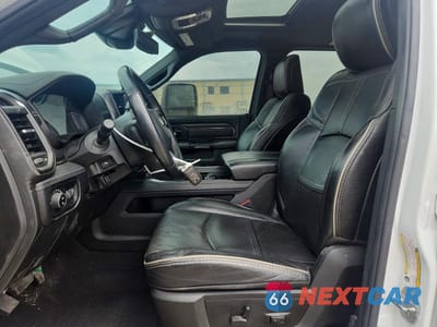 Zdjęcie 7 z 12 samochodu: 2023 RAM 2500 LIMITED VIN:3C6UR5TLXPG567842 - miniatura