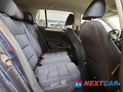Zdjęcie 10 z 12 samochodu: 2012 VOLKSWAGEN GOLF 2.5 4DR HATCHBA VIN:WVWDB7AJXCW190578 - miniatura