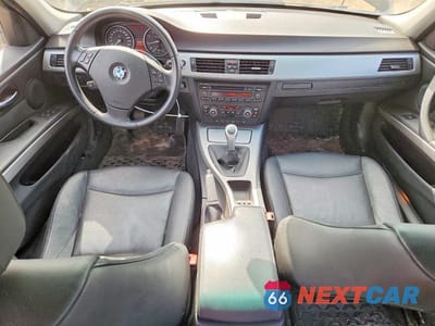 Zdjęcie 8 z 12 samochodu: 2008 BMW 328 XI VIN:WBAVC93548KZ73243 - miniatura