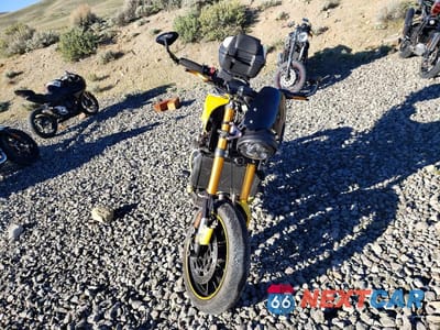Drugie zdjęcie samochodu z przodu: 2015 YAMAHA FZ09 VIN:JYARN33E9FA007609 - miniatura