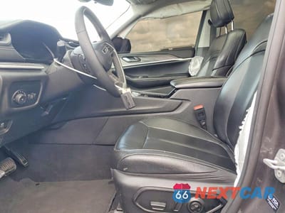 Zdjęcie 7 z 12 samochodu: 2023 JEEP GRAND CHEROKEE L LIMITED VIN:1C4RJJBG3P8811811 - miniatura