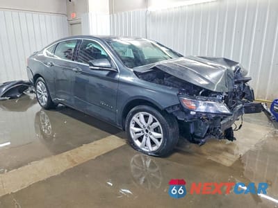 Czwarte zdjęcie samochodu z boku: 2018 CHEVROLET IMPALA LT VIN:2G1105S32J9121380 - miniatura