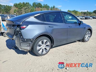 Trzecie zdjęcie samochodu z tyłu: 2023 TESLA MODEL Y VIN:7SAYGAEE5PF935196 - miniatura