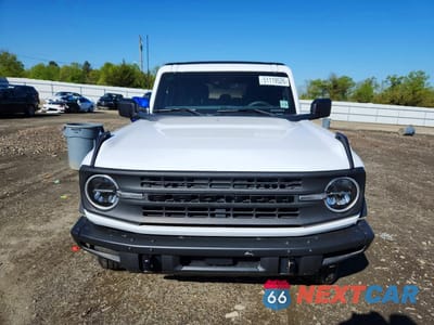 Piąte zdjęcie samochodu w środku: 2021 FORD BRONCO BASE VIN:1FMDE5BH2MLA73549 - miniatura