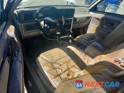 Zdjęcie 8 z 12 samochodu: 1988 LINCOLN MARK VII LSC VIN:1LNBM93E7JY613904 - miniatura
