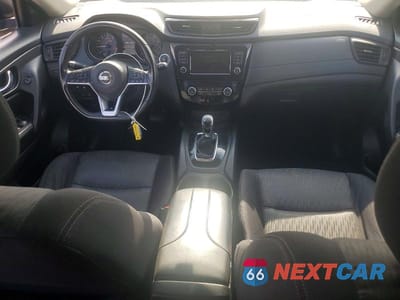 Zdjęcie 8 z 13 samochodu: 2018 NISSAN ROGUE SV VIN:JN8AT2MTXJW458174 - miniatura