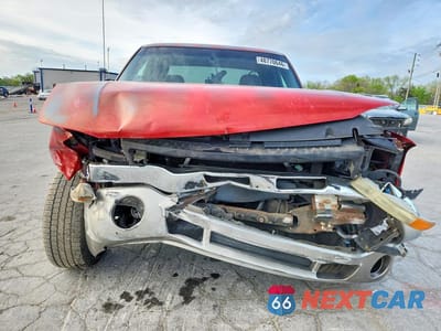 Piąte zdjęcie samochodu w środku: 2003 GMC NEW SIERRA C1500 VIN:2GTEC19V131264449 - miniatura