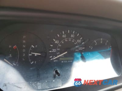 Zdjęcie 9 z 11 samochodu: 2000 TOYOTA CAMRY LE VIN:4T1BG22K1YU939110 - miniatura