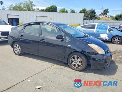 Czwarte zdjęcie samochodu z boku: 2007 TOYOTA PRIUS BASE VIN:JTDKB20U677578154 - miniatura