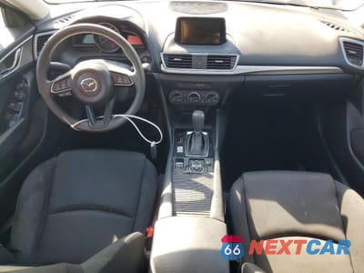 Zdjęcie 8 z 12 samochodu: 2018 MAZDA 3 SPORT VIN:3MZBN1U76JM161522 - miniatura
