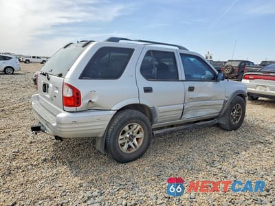 Trzecie zdjęcie samochodu z tyłu: 2002 ISUZU RODEO S VIN:4S2DM58W424304265 - miniatura