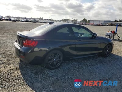 Trzecie zdjęcie samochodu z tyłu: 2016 BMW M235XI VIN:WBA1J9C58GV696629 - miniatura