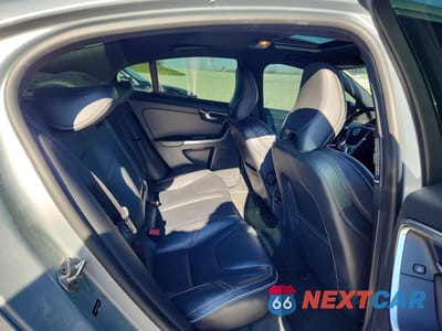 Zdjęcie 10 z 12 samochodu: 2014 VOLVO S60 T6 VIN:YV1902FH3E2293298 - miniatura