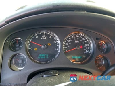 Zdjęcie 9 z 12 samochodu: 2007 GMC YUKON XL C1500 VIN:1GKFC16J17R329663 - miniatura