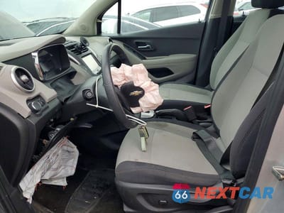 Zdjęcie 7 z 12 samochodu: 2016 CHEVROLET TRAX LS VIN:3GNCJNSB6GL250336 - miniatura