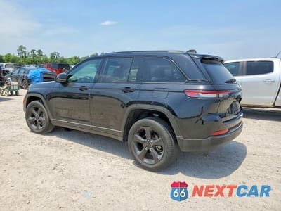 Drugie zdjęcie samochodu z przodu: 2023 JEEP GRAND CHEROKEE LIMITED VIN:1C4RJHBG0P8763368 - miniatura