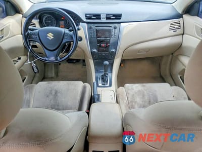 Zdjęcie 8 z 13 samochodu: 2010 SUZUKI KIZASHI SE VIN:JS2RE9A34A6101326 - miniatura