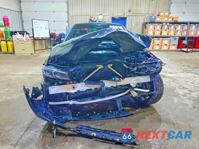 Piąte zdjęcie samochodu w środku: 2026 BMW 330XI VIN:3MW89CW06T8G03382 - miniatura