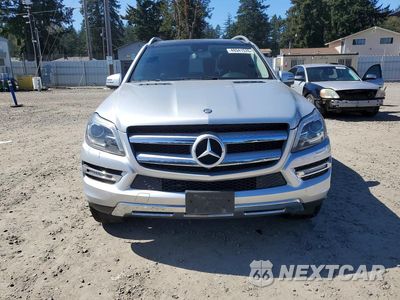 Piąte zdjęcie samochodu w środku: 2016 MERCEDES-BENZ GL 450 4MATIC VIN:4JGDF6EE5GA681022 - miniatura