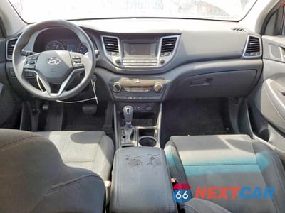 Zdjęcie 8 z 13 samochodu: 2016 HYUNDAI TUCSON SE VIN:KM8J33A48GU104703 - miniatura