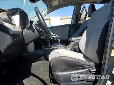 Zdjęcie 7 z 13 samochodu: 2017 TOYOTA RAV4 XLE VIN:JTMWFREVXHD105019 - miniatura