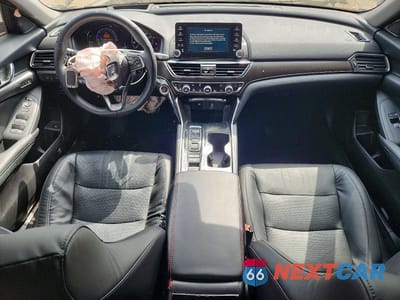 Zdjęcie 8 z 12 samochodu: 2018 HONDA ACCORD TOURING HYBRID VIN:1HGCV3F99JA006186 - miniatura