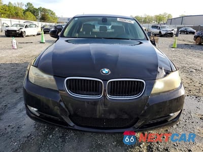 Piąte zdjęcie samochodu w środku: 2010 BMW 328 I VIN:WBAPH7G54ANM48860 - miniatura