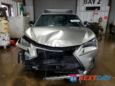 Piąte zdjęcie samochodu w środku: 2017 LEXUS NX 200T F SPORT VIN:JTJBARBZXH2096187 - miniatura