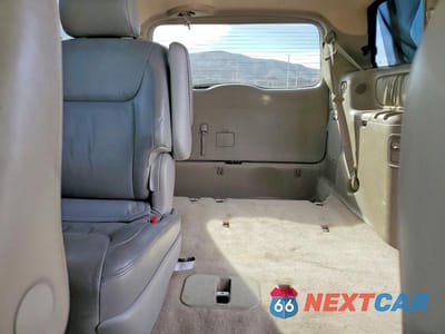 Zdjęcie 10 z 14 samochodu: 2008 TOYOTA SIENNA XLE LIMITED VIN:5TDBK22C68S015018 - miniatura