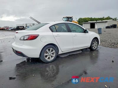 Trzecie zdjęcie samochodu z tyłu: 2011 MAZDA 3 I VIN:JM1BL1VG9B1440937 - miniatura