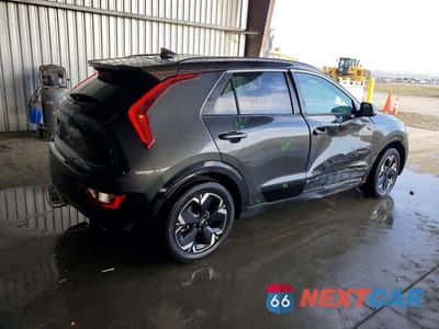 Trzecie zdjęcie samochodu z tyłu: 2023 KIA NIRO WIND VIN:KNDCR3L13P5038294 - miniatura