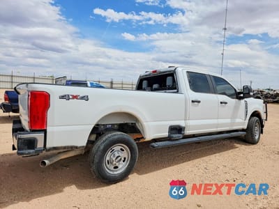 Trzecie zdjęcie samochodu z tyłu: 2024 FORD F250 SUPER DUTY VIN:1FT7W2BA4REE55979 - miniatura