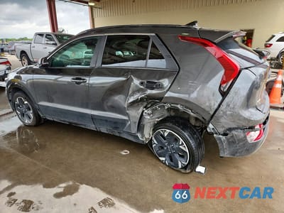 Drugie zdjęcie samochodu z przodu: 2024 KIA NIRO EV WIND VIN:KNDCR3L10R5099203 - miniatura