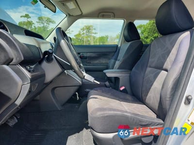 Zdjęcie 7 z 13 samochodu: 2013 SCION XB 10 SERIES VIN:JTLZE4FE6DJ044303 - miniatura