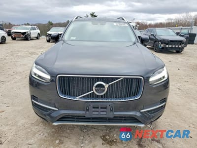 Piąte zdjęcie samochodu w środku: 2016 VOLVO XC90 T6 VIN:YV4A22PK1G1055673 - miniatura