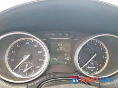Zdjęcie 9 z 14 samochodu: 2010 MERCEDES-BENZ GL 450 4MATIC VIN:4JGBF7BE2AA553037 - miniatura