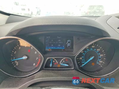 Zdjęcie 9 z 13 samochodu: 2016 FORD ESCAPE SE VIN:1FMCU0G77GUB66857 - miniatura