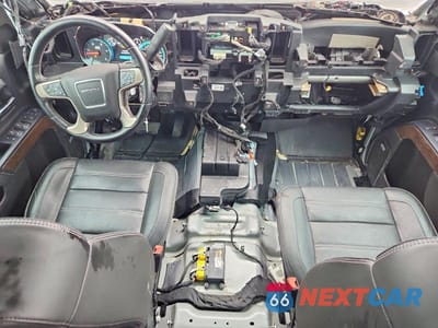 Zdjęcie 8 z 12 samochodu: 2018 GMC SIERRA K3500 DENALI VIN:1GT42YEY8JF136111 - miniatura