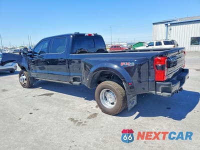 Drugie zdjęcie samochodu z przodu: 2025 FORD F350 SUPER DUTY VIN:1FT8W3DT9SEC92194 - miniatura