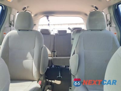 Zdjęcie 10 z 14 samochodu: 2018 TOYOTA SIENNA LE 8-PASSENGER VIN:5TDKZ3DCXJS944178 - miniatura