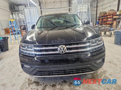 Piąte zdjęcie samochodu w środku: 2019 VOLKSWAGEN ATLAS SE VIN:1V2UR2CAXKC581711 - miniatura
