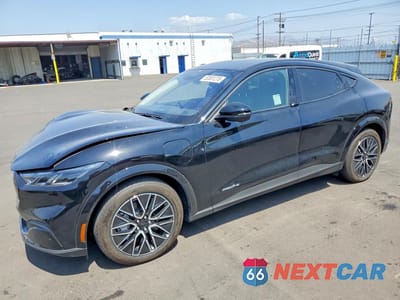 2025 FORD MUSTANG MACH-E PREMIUM 3FMTK3R79SMA35236 - główne zdjęcie licytacji z USA - miniatura