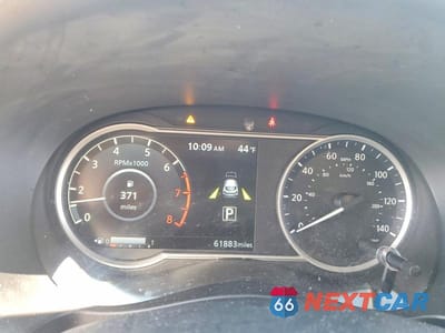 Zdjęcie 9 z 13 samochodu: 2019 NISSAN KICKS SV VIN:3N1CP5CU4KL519517 - miniatura