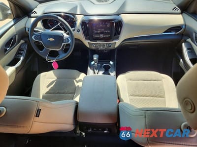 Zdjęcie 8 z 14 samochodu: 2022 CHEVROLET TRAVERSE LS VIN:1GNERFKW7NJ108205 - miniatura