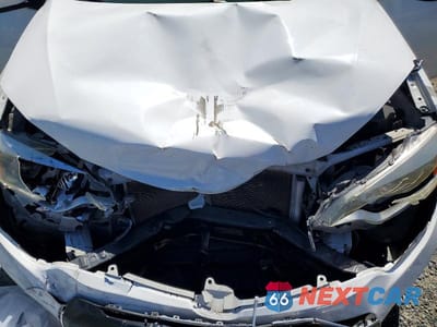 Zdjęcie 11 z 12 samochodu: 2015 TOYOTA COROLLA S PLUS VIN:5YFBURHEXFP340529 - miniatura